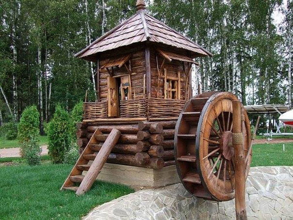 Декоративная ветряная мельница в деревенском стиле